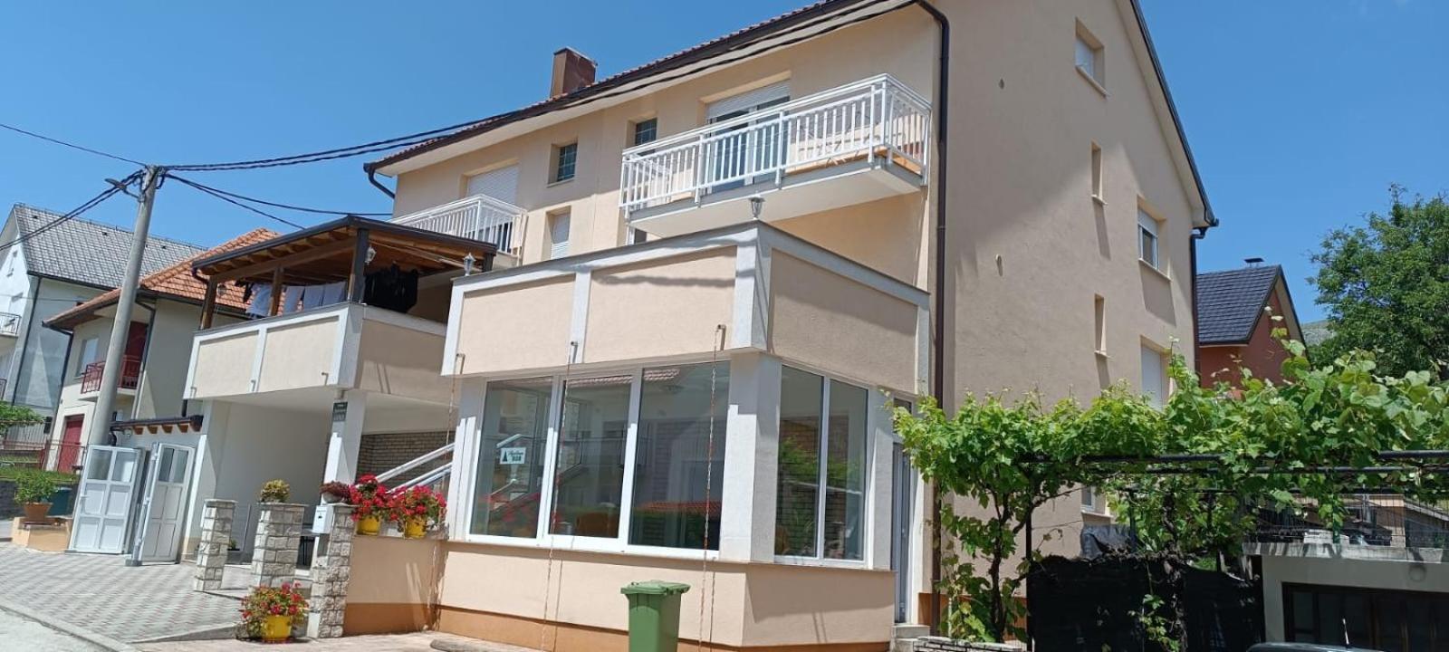 Appartement Bor *